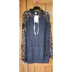 Grateful hearts hooded tunic